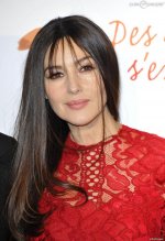 1276697-monica-bellucci-avant-premiere-du-950x0-1.jpg