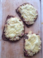 sauerkraut brot.JPG