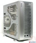 thermaltake_armor_silver_window.jpg