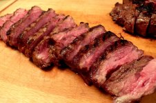 otto-gourmet-sansibar-bbq-steak-medium-rare.jpg